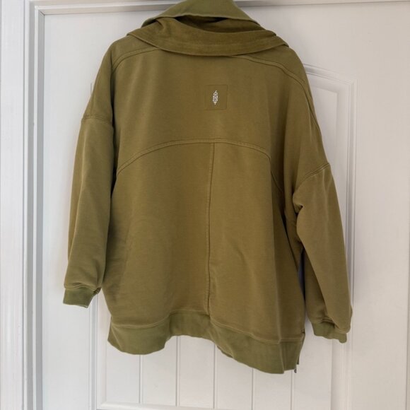 SMALL Free People Movement Venture Pullover Top Layered Womens - Picture 9 of 15